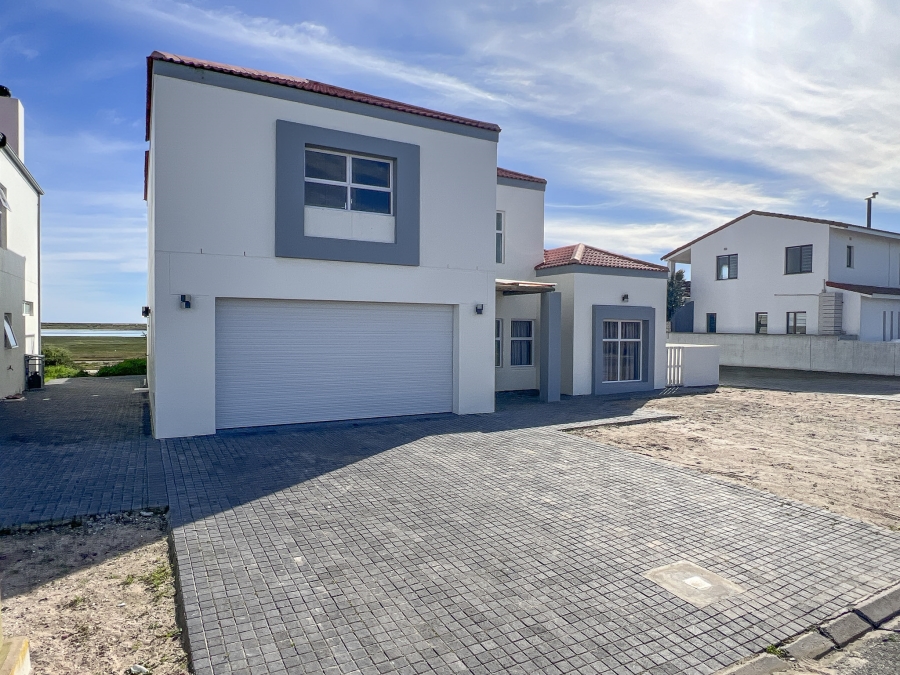 3 Bedroom Property for Sale in Port Owen Western Cape